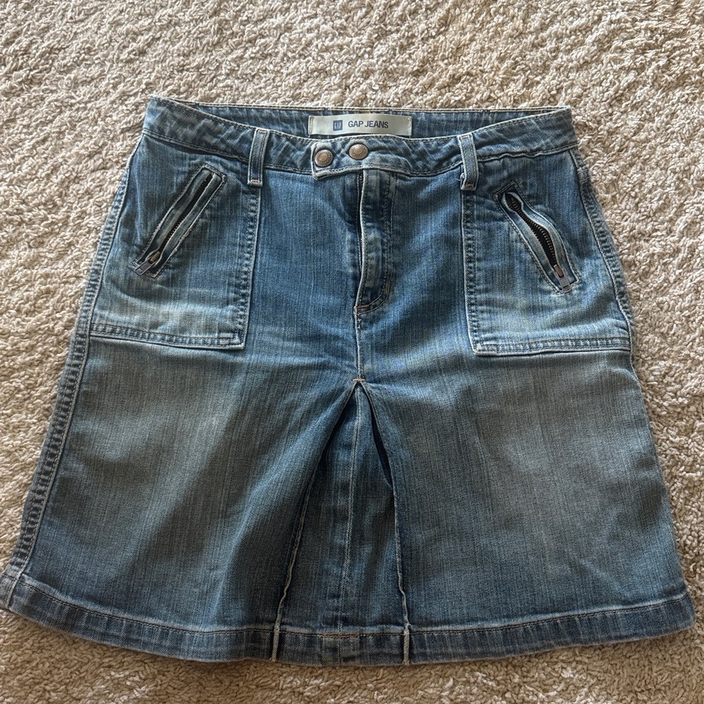 GAP Blue Denim Skirt with Zip Pockets